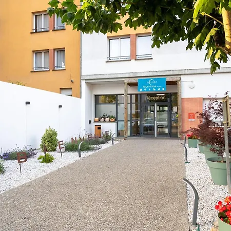 Zenitude Hotel-residences Metropole 3*